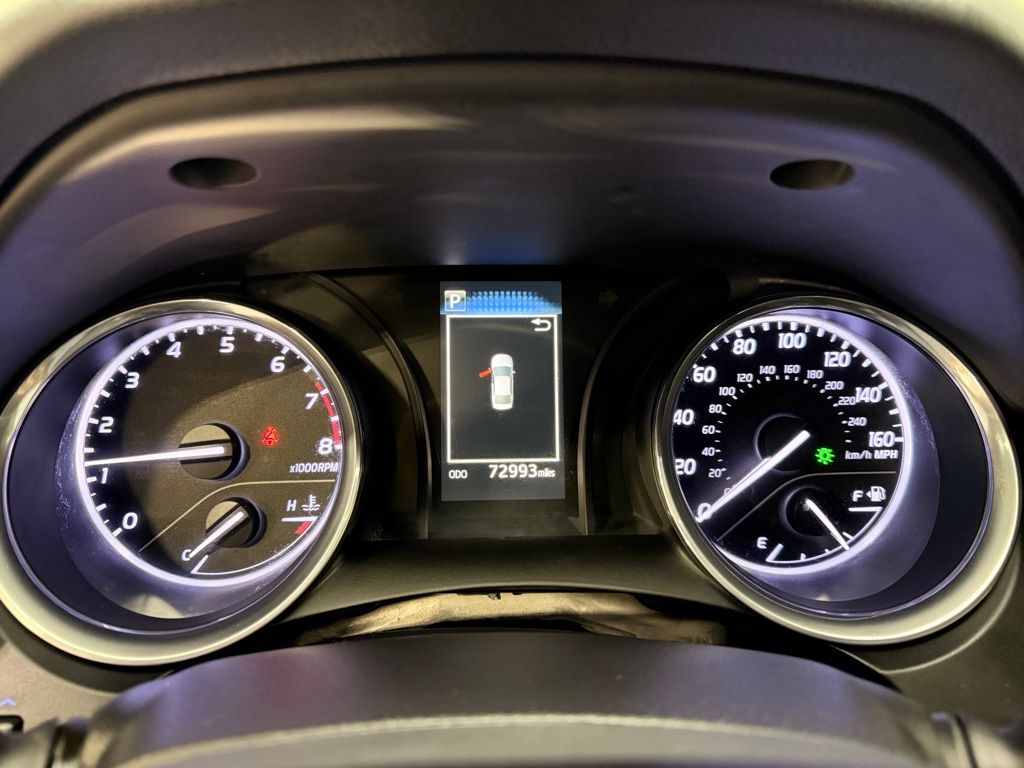 Thumbnail: 2019 Toyota Camry - 12