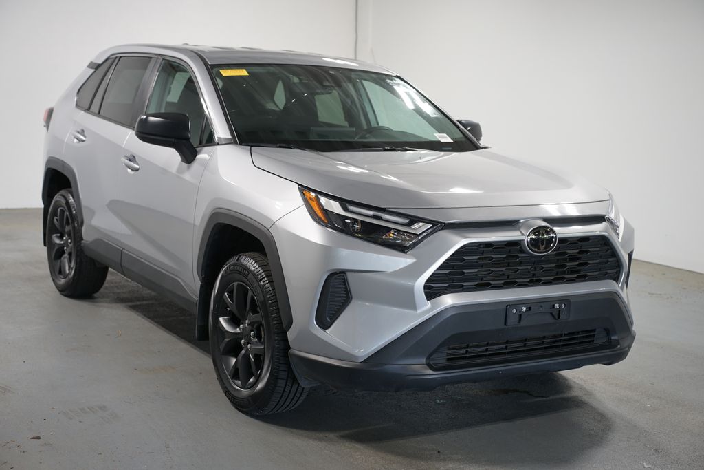 Thumbnail: 2024 Toyota RAV4 - 3