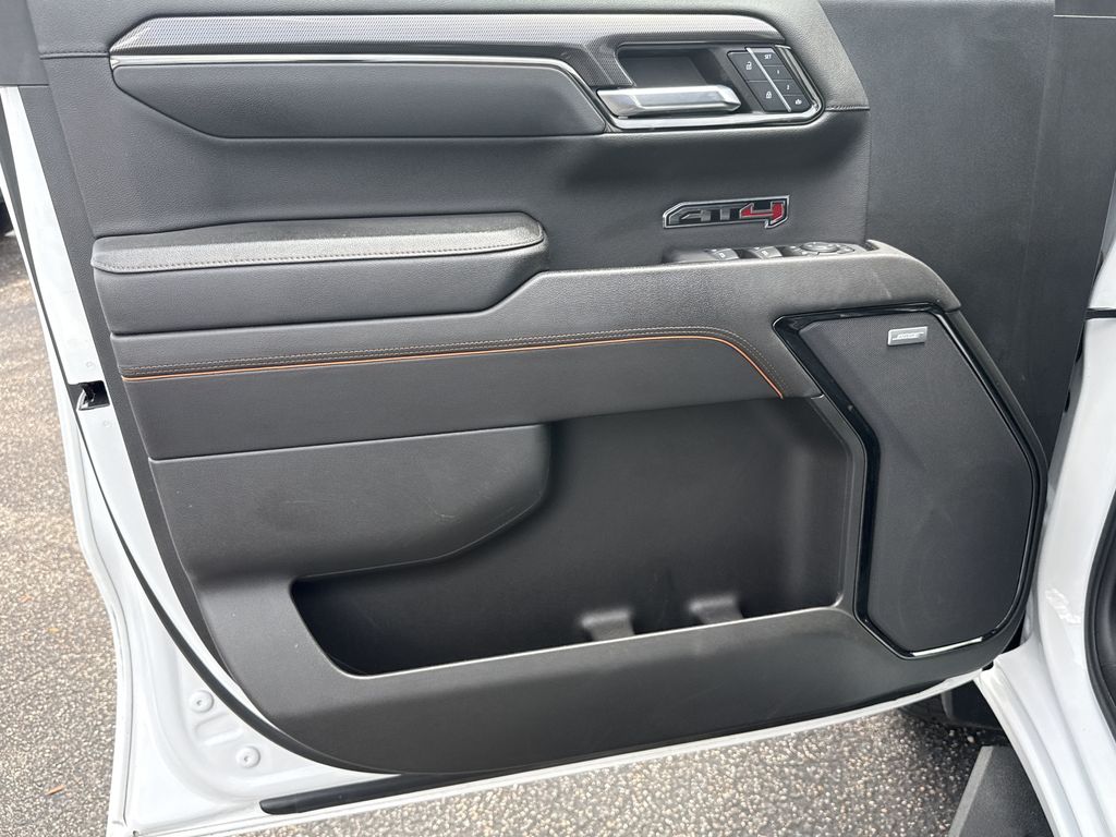 2023 GMC Sierra 1500 AT4 - 8