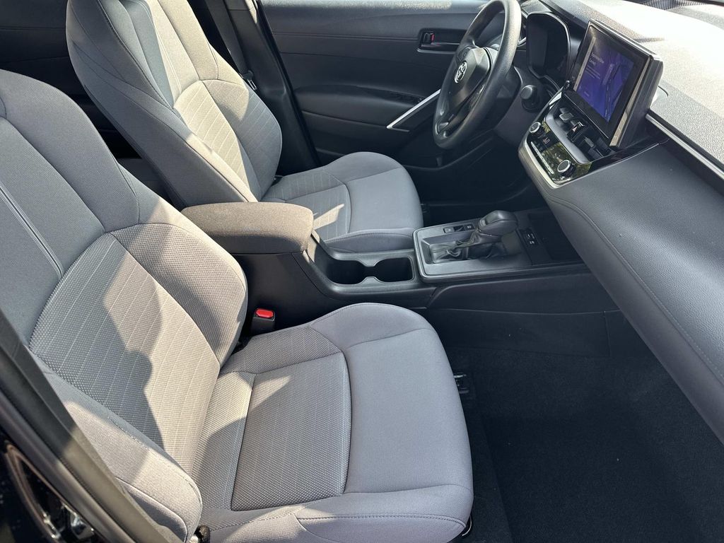 2026 Toyota Corolla Cross S - Photo 11