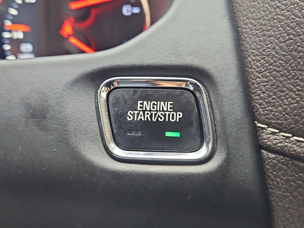 2017 GMC Acadia Denali photo