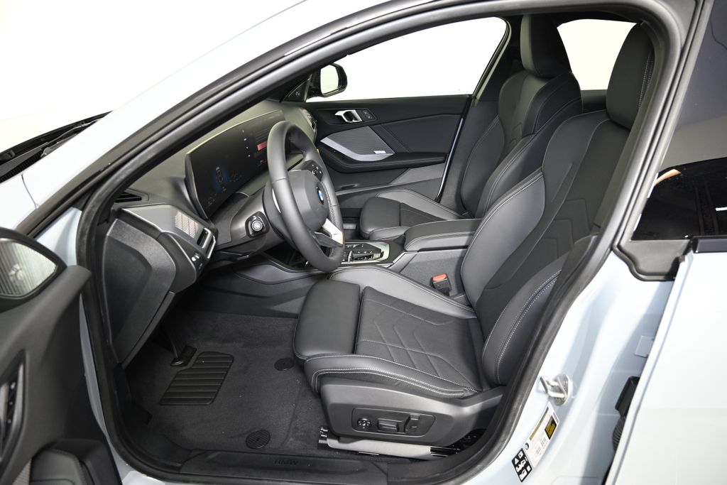 Thumbnail: 2026 BMW 2 Series - 14