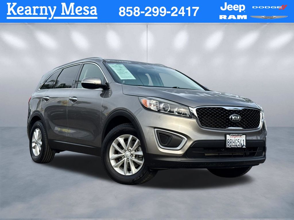 Titanium Silver 2016 Kia Sorento LX SUV / Crossover Front-Wheel Drive 6-Speed Automatic