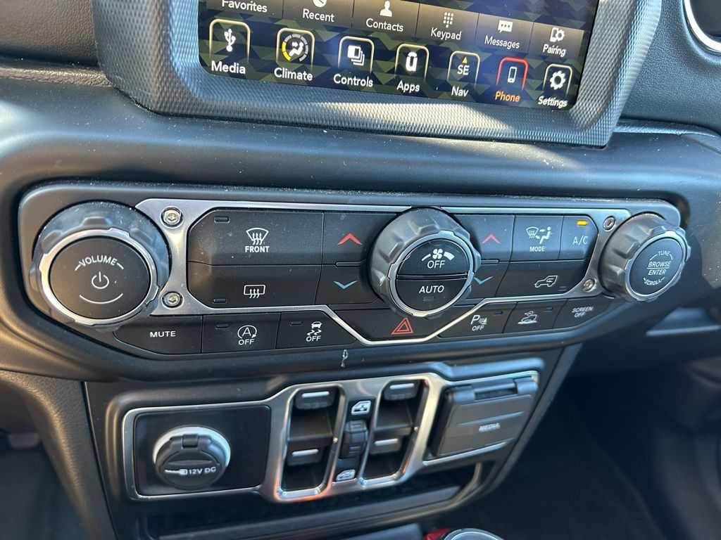 Thumbnail: 2022 Jeep Gladiator - 24