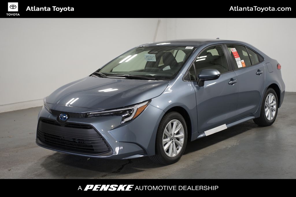 2025 Toyota Corolla LE Hero Image