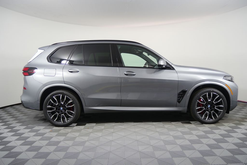 Thumbnail: 2026 BMW X5 - 2