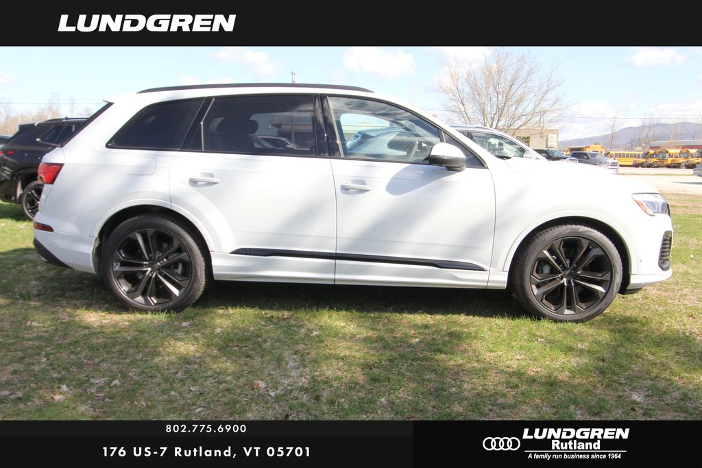 New 2026 Audi Q7 SUV
