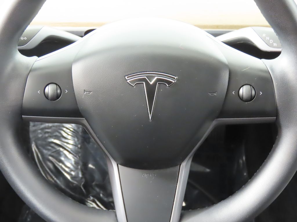 Thumbnail: 2020 Tesla Model 3 - 12