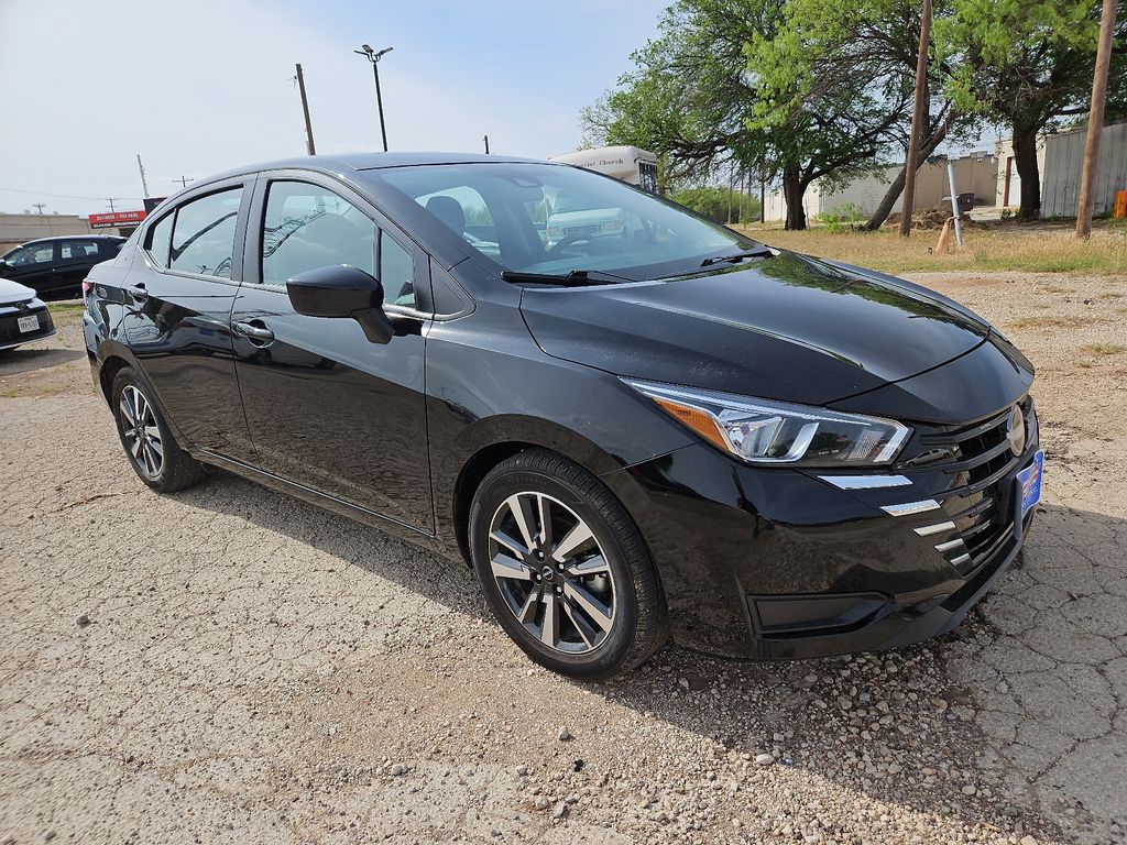 Super Black Metallic 2024 Nissan Versa SV FWD Sedan Front-Wheel Drive Continuously Variable Transmission
