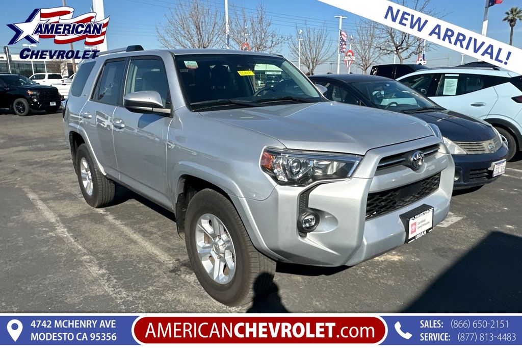 2024 Toyota 4Runner SR5 RWD