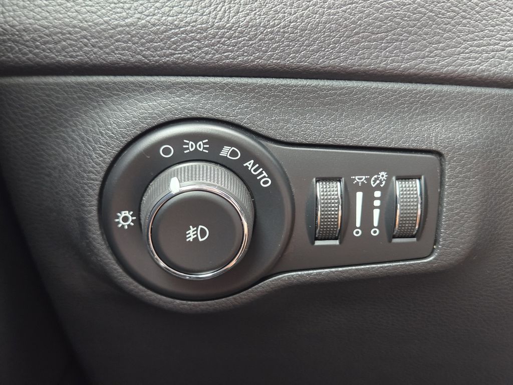 2018 Jeep Compass Latitude Black at Bravo Nissan