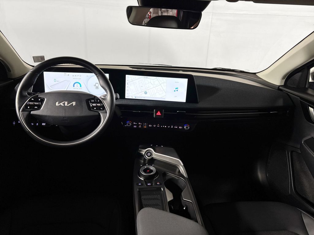 2024 Kia EV6 Light