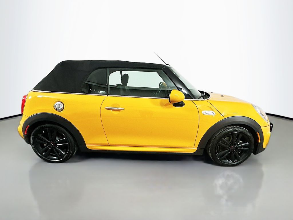 Thumbnail: 2016 MINI Cooper - 4
