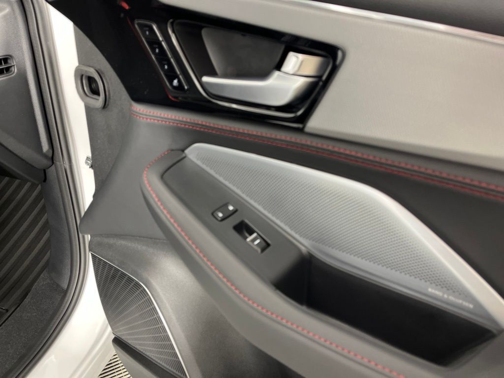 Thumbnail: 2026 Acura MDX - 9