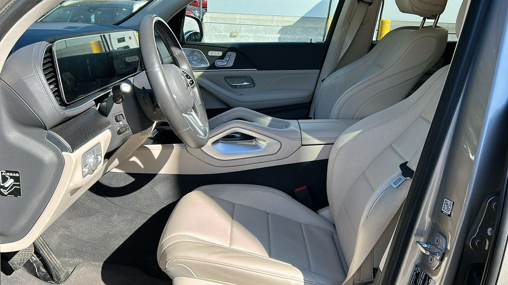 2020 Mercedes-Benz GLS 450 4MATIC 10