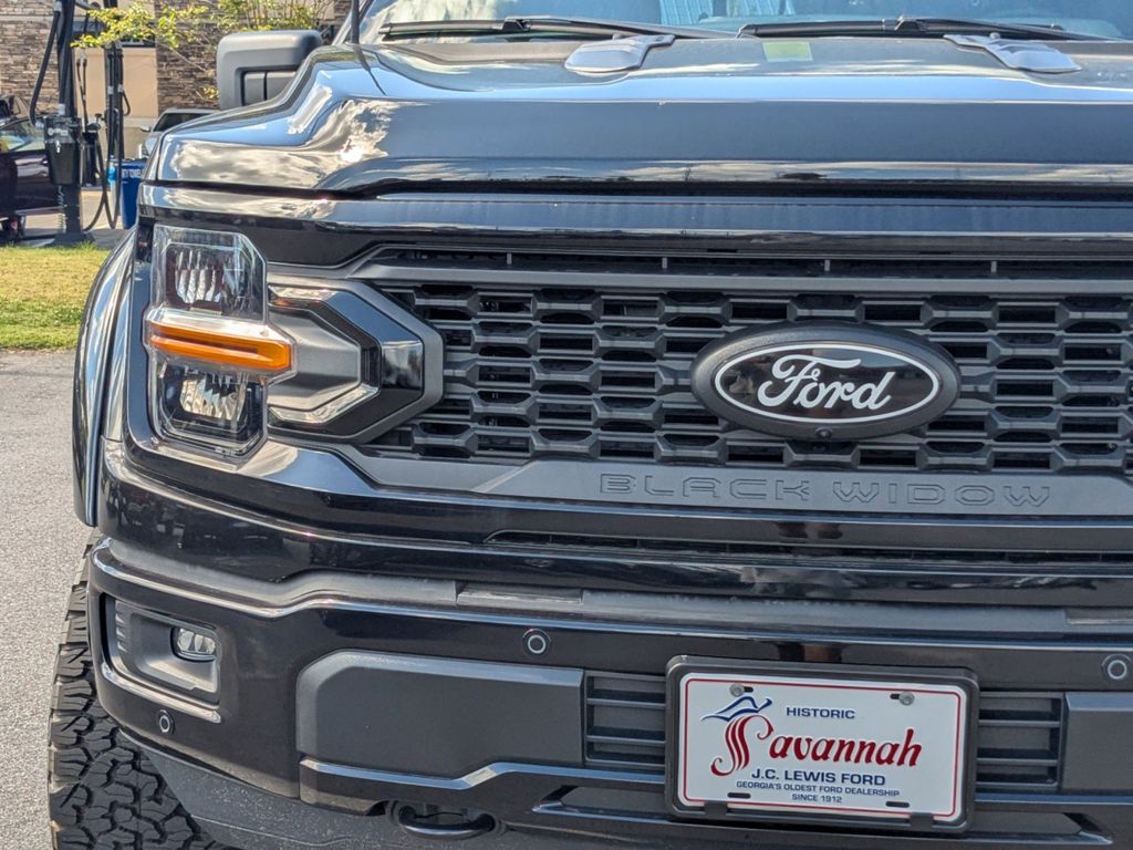 2025 Ford F-150 Black Widow