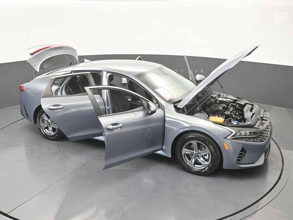 Used 2024 Everlasting Silver Kia LXS image 65