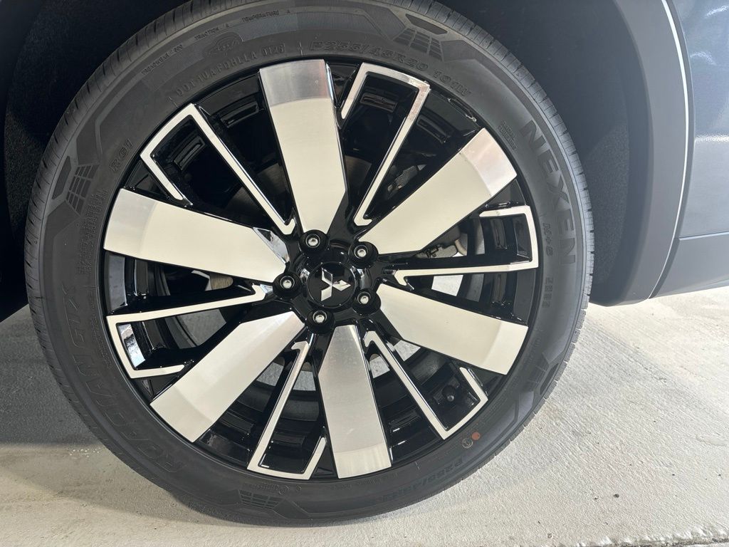 New 2026 Mitsubishi Outlander SUV