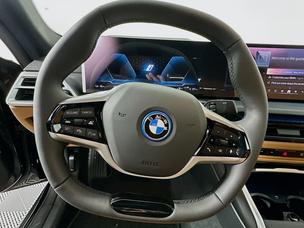 2025 BMW i4 eDrive40 10