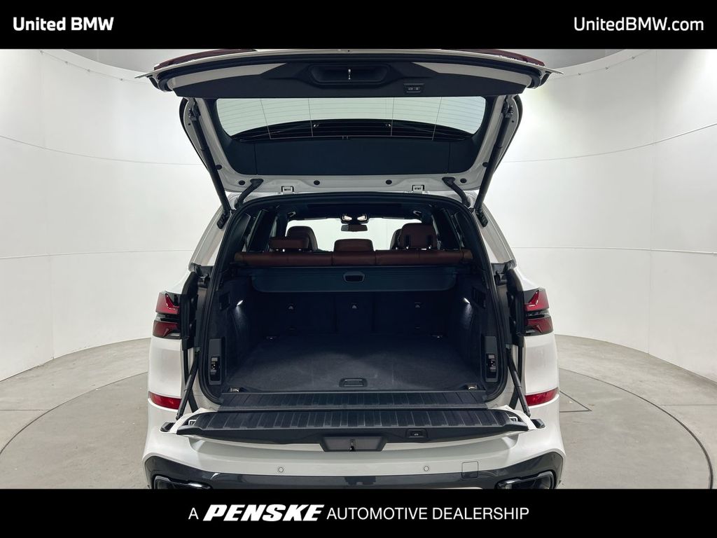 Thumbnail: 2026 BMW X5 - 22