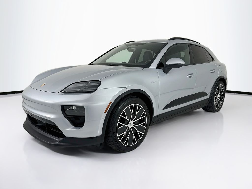 Dolomite Silver Metallic 2025 Porsche Macan SUV / Crossover All-Wheel Drive Automatic