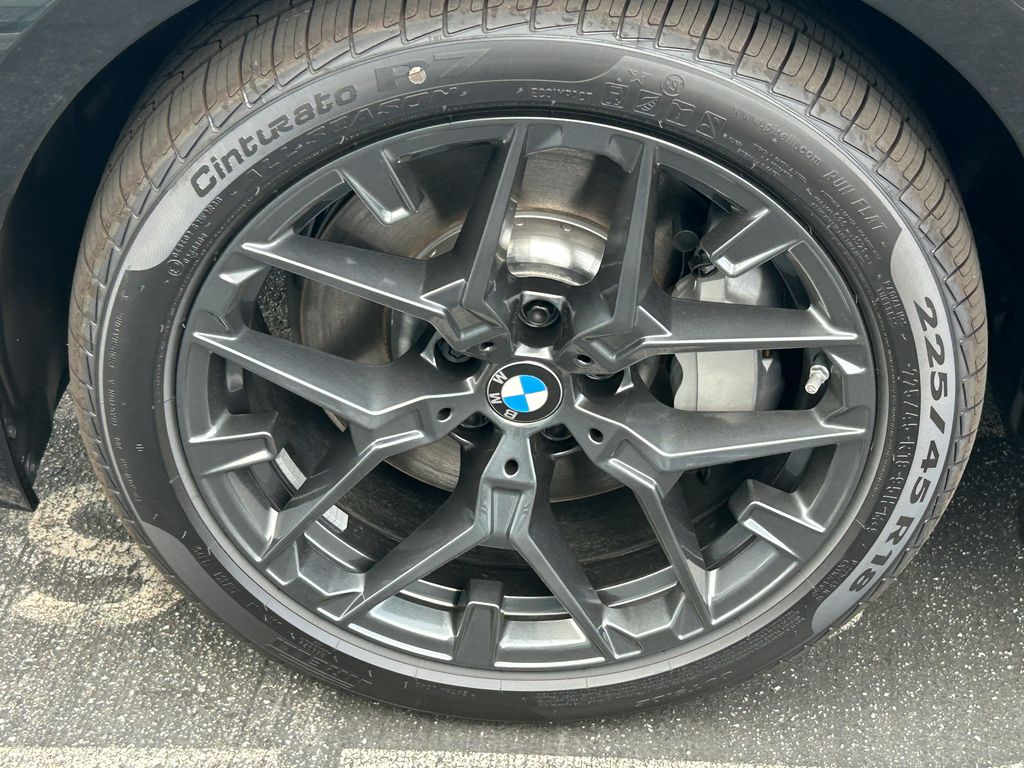Thumbnail: 2026 BMW 3 Series - 9