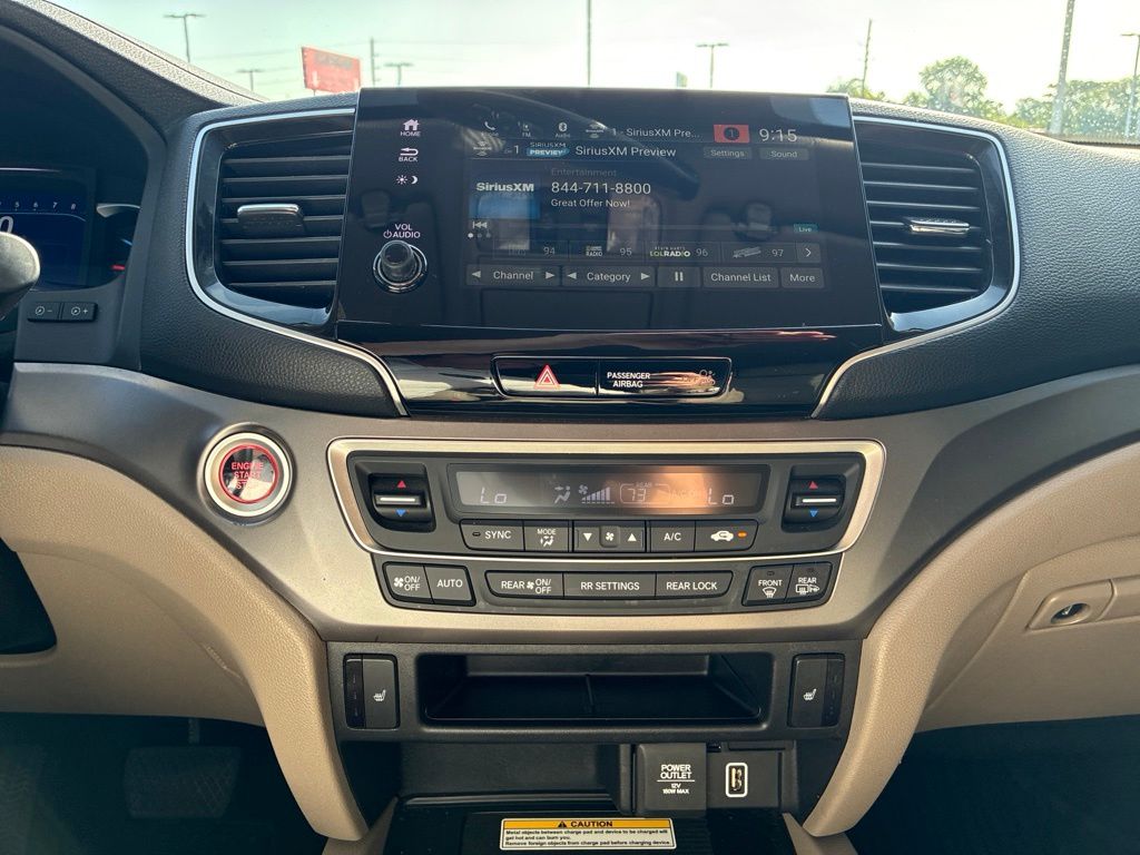 2022 Honda Pilot Special Edition Red at Community Honda
