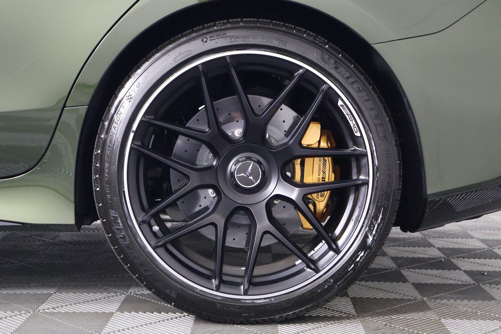 Thumbnail: 2026 Mercedes-Benz AMG GT - 10