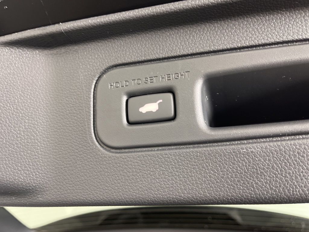 Thumbnail: 2026 Honda Pilot - 24