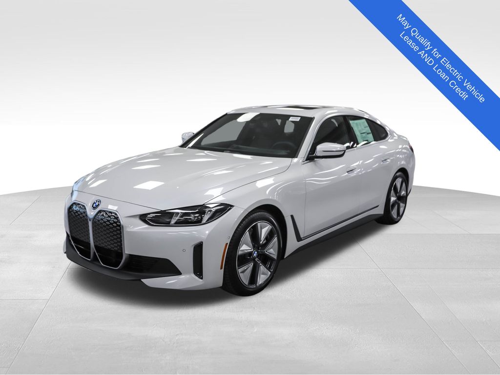 2025 BMW i4 xDrive40 -
                Bloomington, MN