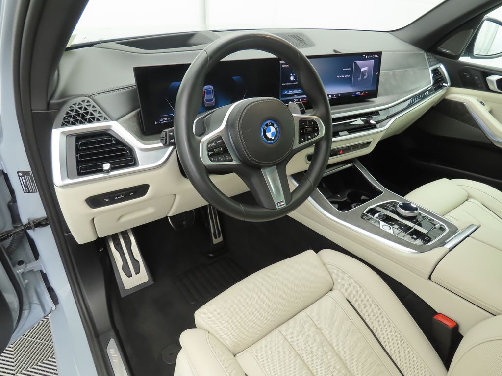 Thumbnail: 2024 BMW X5 - 9