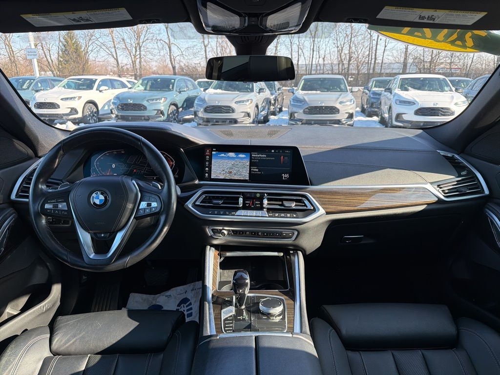 Thumbnail: 2021 BMW X6 - 12