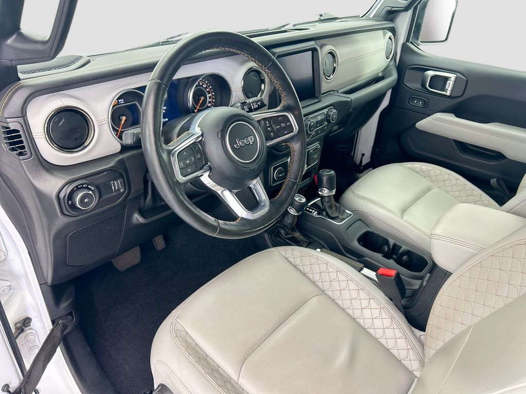 Thumbnail: 2023 Jeep Wrangler - 9