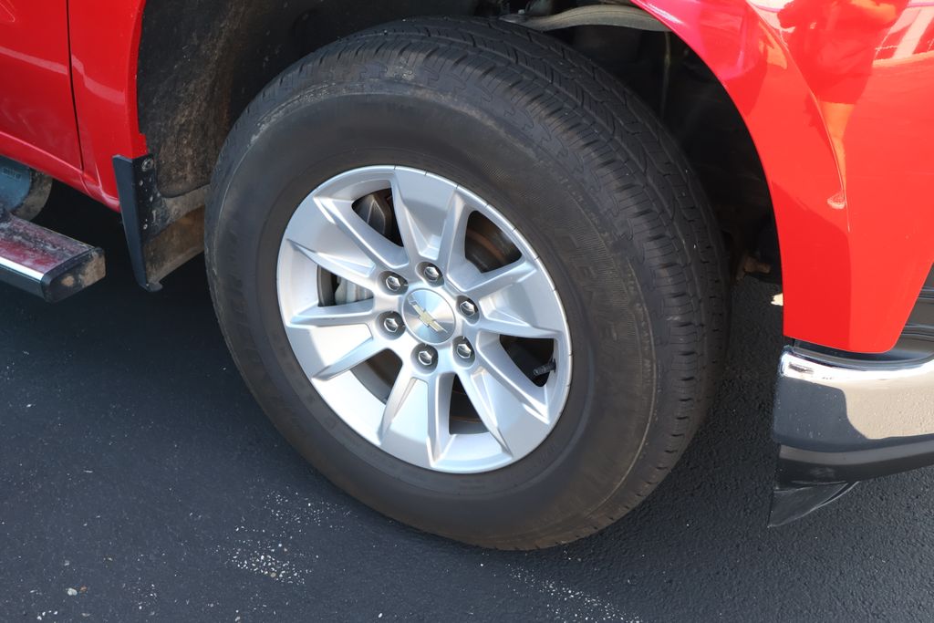 Thumbnail: 2019 Chevrolet Silverado 1500 - 5
