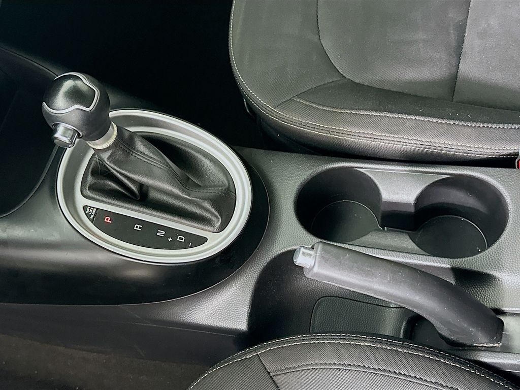 2015 Kia Soul Base 15