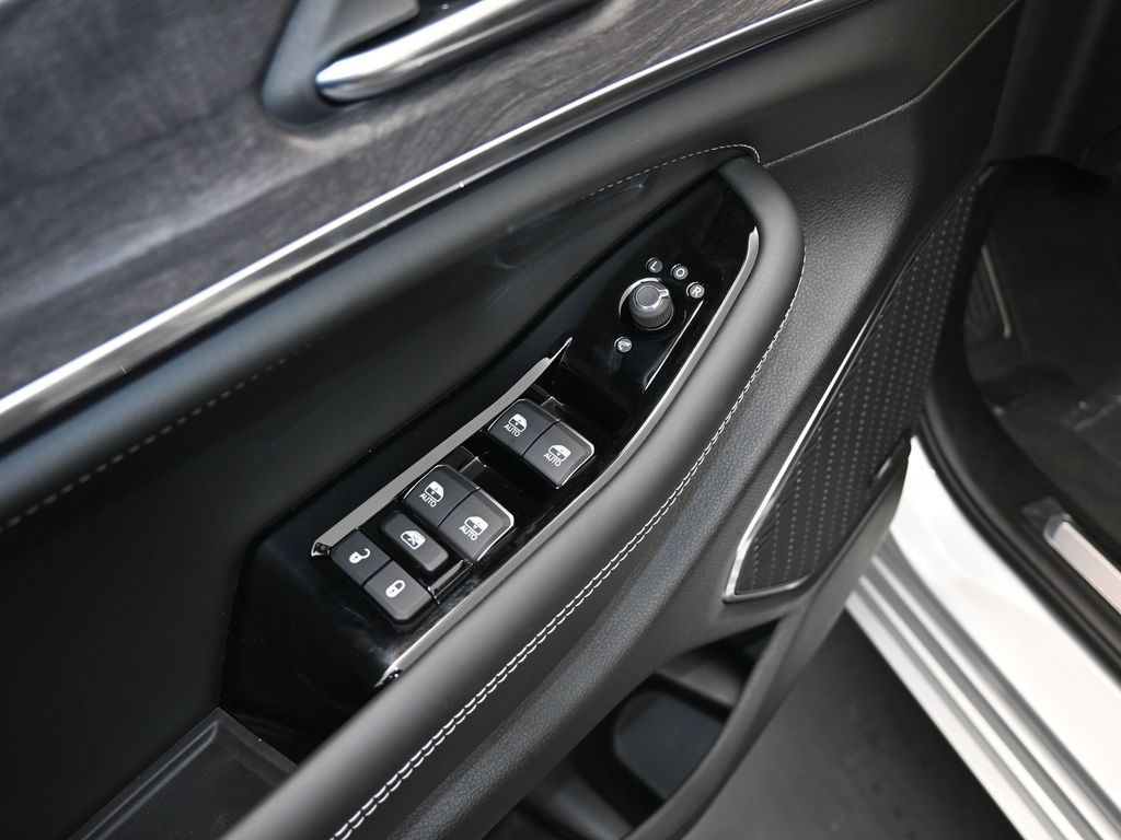 2024 Jeep Grand Cherokee L Overland - Photo 13