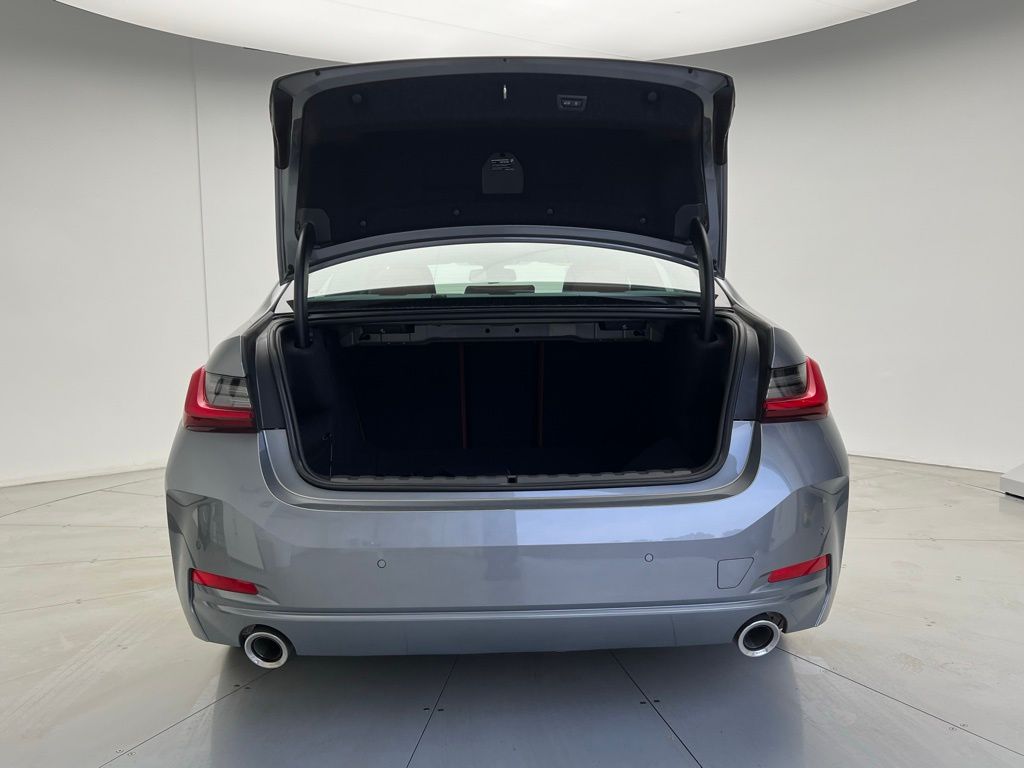 Thumbnail: 2025 BMW 3 Series - 5