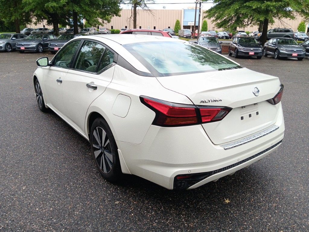 2022 Nissan Altima 2.5 SV 3