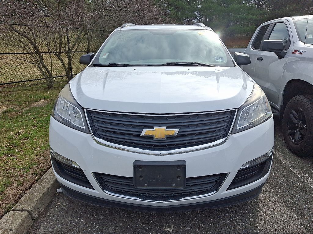 Thumbnail: 2017 Chevrolet Traverse - 2