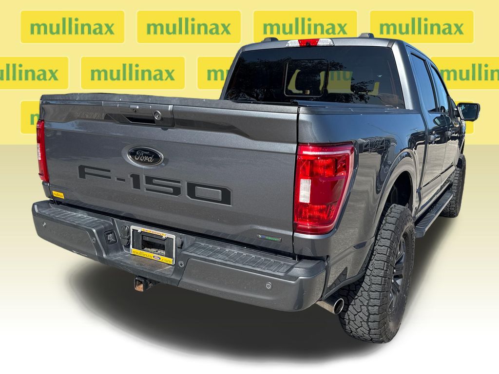 Used 2022 Gray Ford XLT w/ LIFTKIT image 4