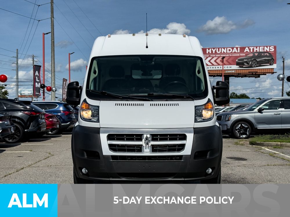 Used 2021 White Ram Base image 3