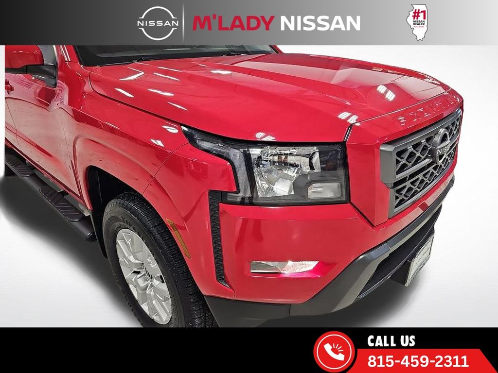 2022 Nissan Frontier SV Crew Cab 4WD