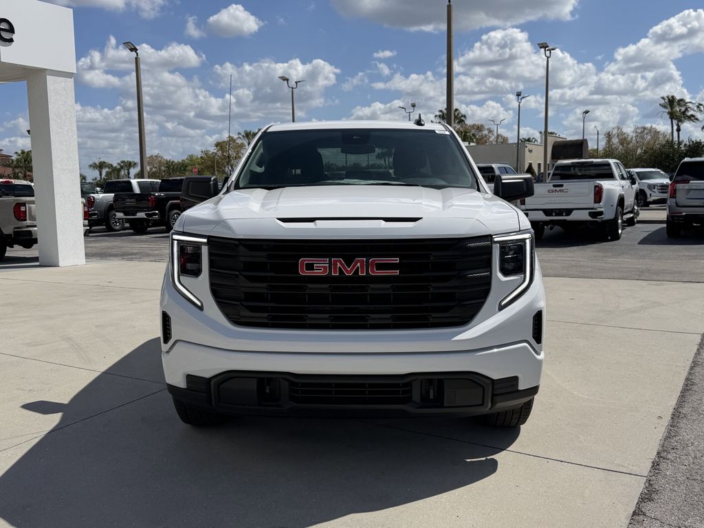 new 2025 GMC Sierra 1500 car, priced at $40,097