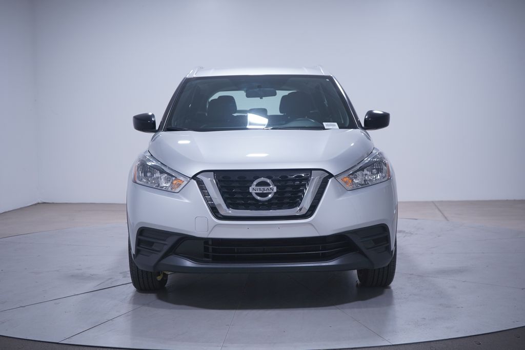 2019 Nissan Kicks S 4