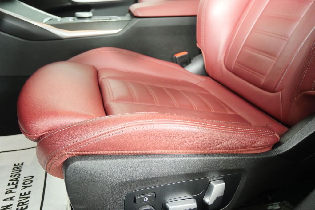 Thumbnail: 2023 BMW 3 Series - 7