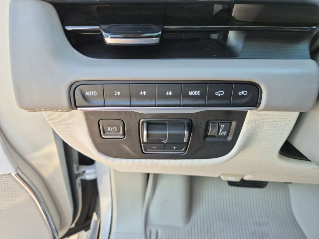 Used Car 2023 Cadillac Escalade Esv  Sport Platinum For Sale Under $80,000 In Austin, Texas