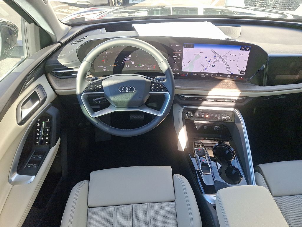 Thumbnail: 2025 Audi Q5 - 8