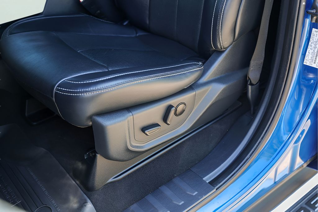 Used Car 2022 Ford F-350sd  Lariat For Sale Under $60,000 In Austin, Texas