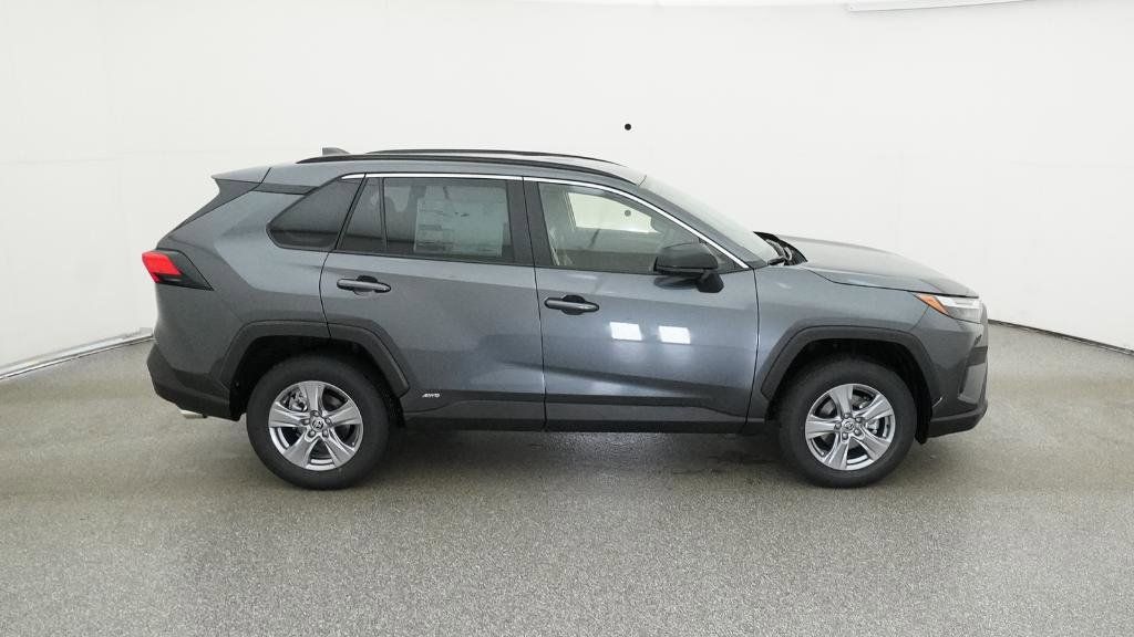 Thumbnail: 2025 Toyota RAV4 - 14