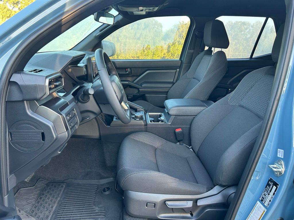 Thumbnail: 2025 Toyota 4Runner - 14